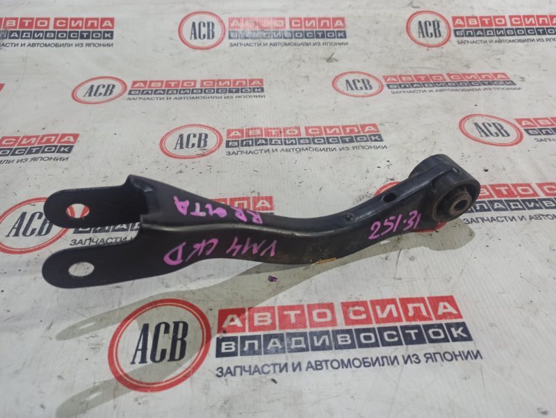 Рычаг задний правый SUBARU LEVORG VM4 контрактная