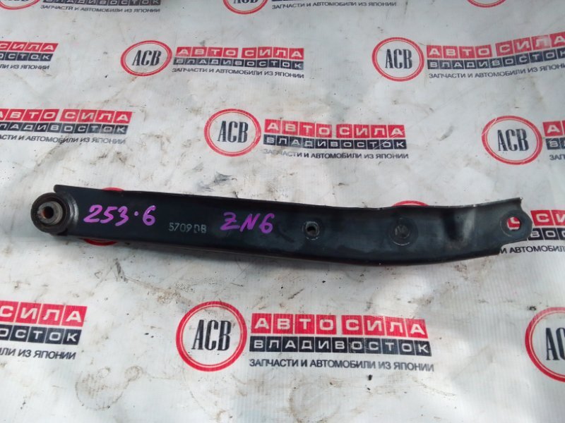 Рычаг нижний задний TOYOTA GT86 ZN6 SU00304490 контрактная