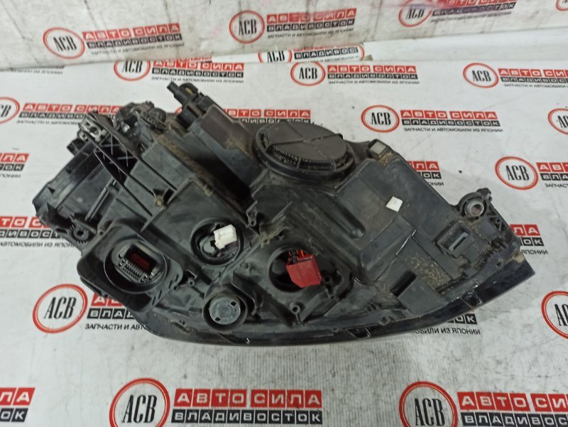 Фара левая GOLF 5G1