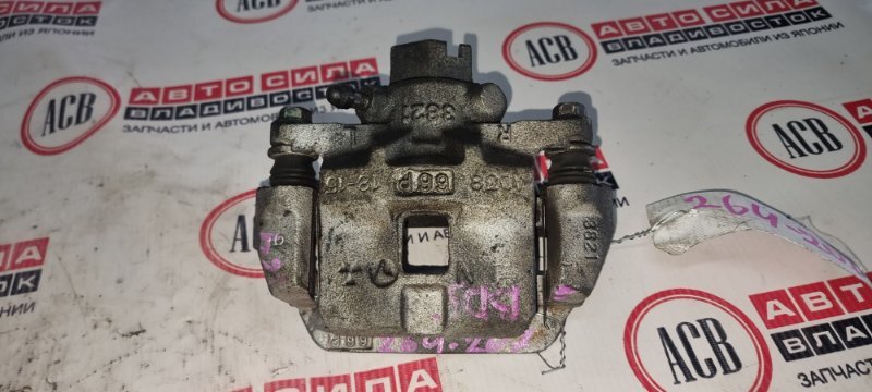 Суппорт передний левый LEGACY BD5