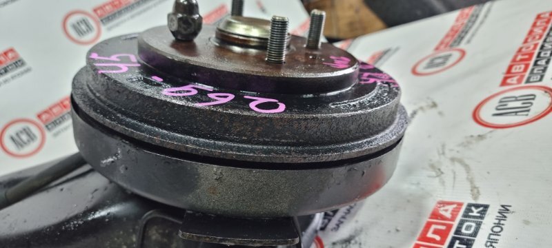 Ступица задняя правая LANCER CS2A