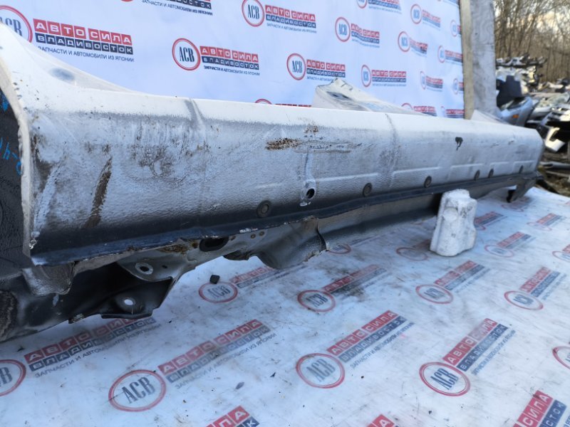 Порог кузова правый SPRINTER AE110