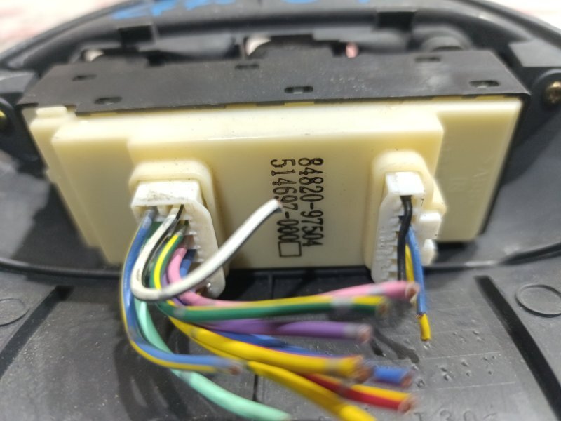 Блок управления стеклоподъемниками передний правый TERIOS KID J131G Блок управления стеклоподъемниками передний правый TERIOS KID J131G