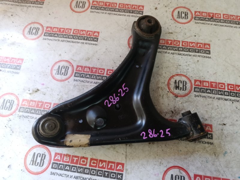 Рычаг нижний передний правый BE-GO J210G