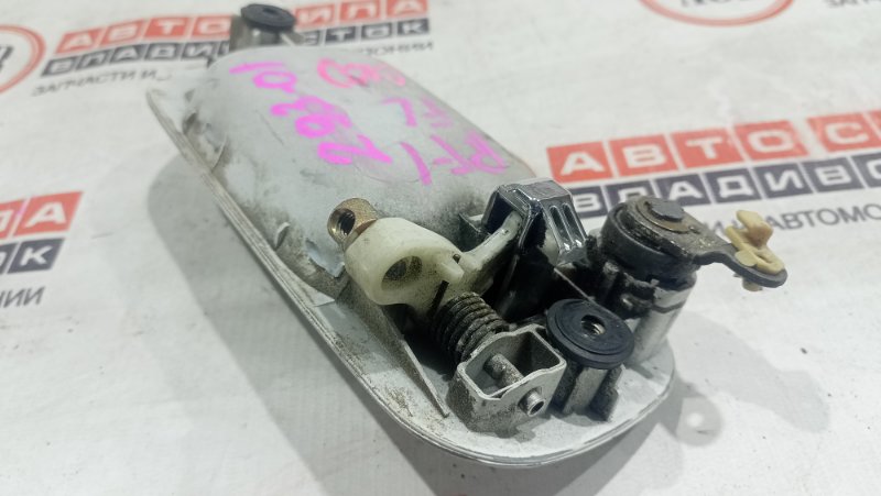 Ручка двери внешняя передняя левая HONDA STEPWGN RF1