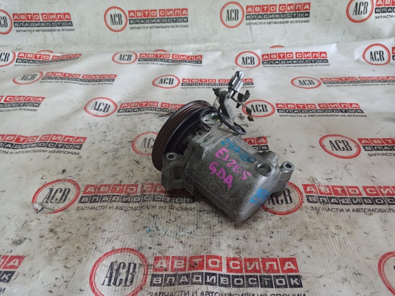 Компрессор кондиционера SUBARU IMPREZA GDA 73111FE030 контрактная