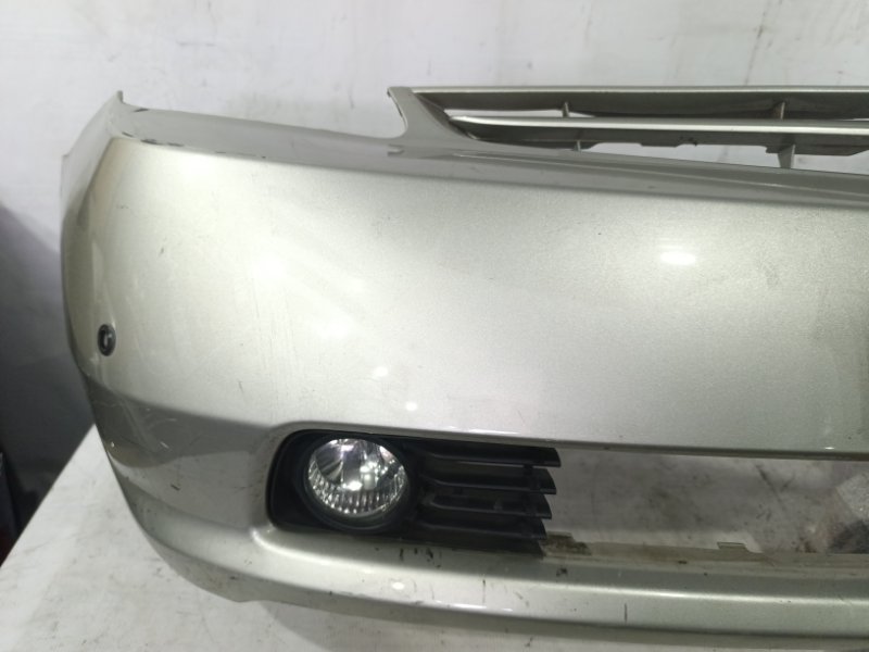 Бампер передний PRIUS NHW20