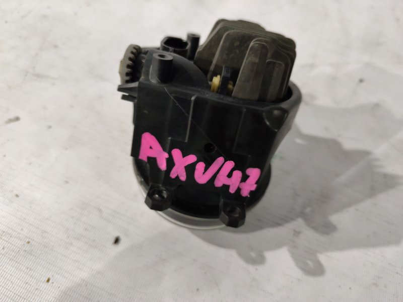 Туманка левая TOYOTA CAMRY AXVH70