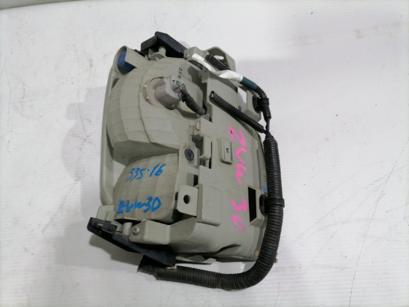 Габарит левый PRIUS ZVW30