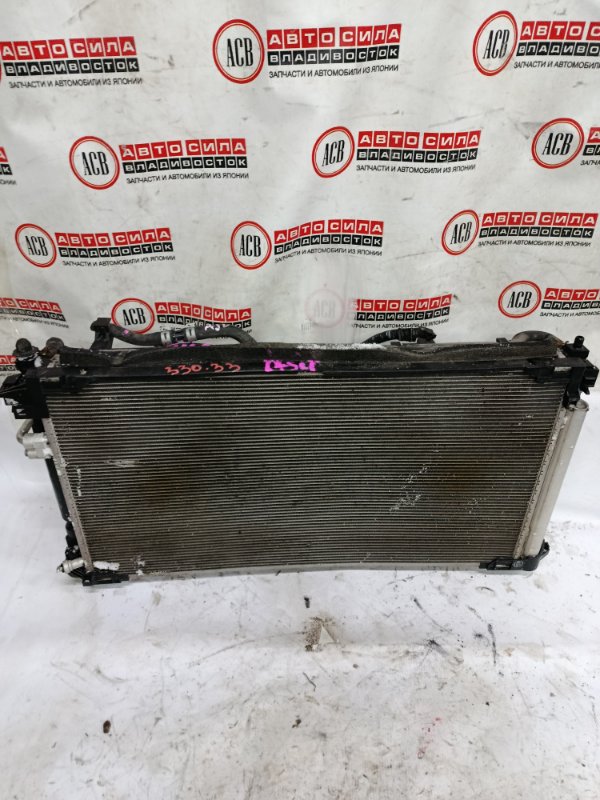 Радиатор основной для TOYOTA PRIUS ZVW50 2ZR-FXE 4 ракурс Радиатор основной для TOYOTA PRIUS ZVW50 2ZR-FXE 4 ракурс