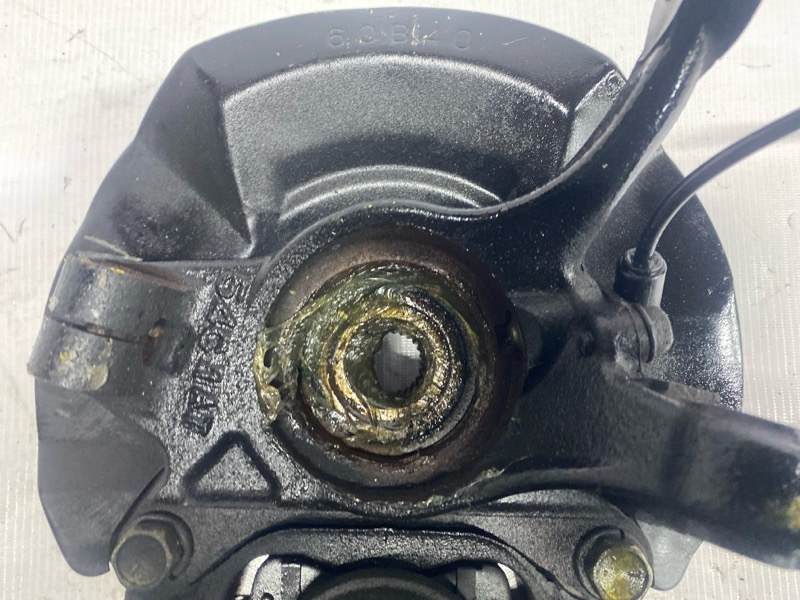 Ступица передняя левая AERIO RB21S Ступица передняя левая AERIO RB21S