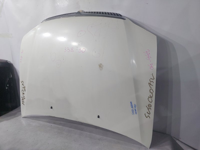 Капот VISTA ARDEO ZZV50