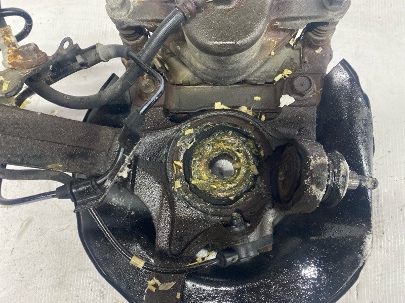 Ступица передняя левая ACCORD CF6