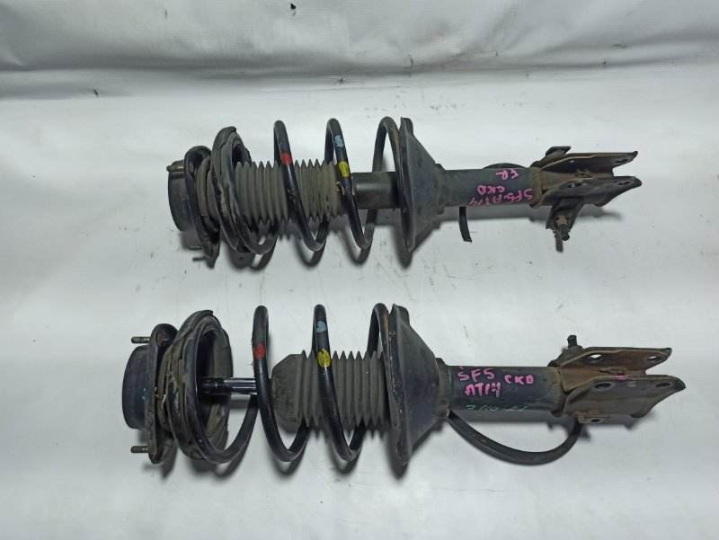 Стойка передняя для SUBARU FORESTER SF5 3 ракурс Стойка передняя для SUBARU FORESTER SF5 3 ракурс