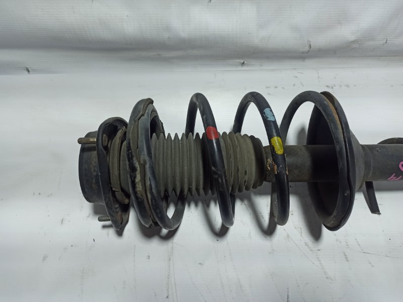 Стойка передняя для SUBARU FORESTER SF5 5 ракурс Стойка передняя для SUBARU FORESTER SF5 5 ракурс
