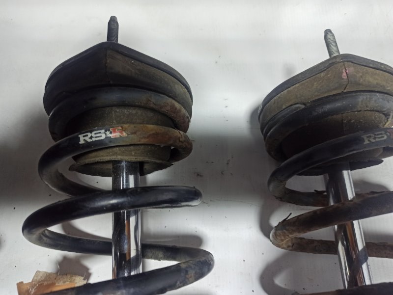 Стойка для TOYOTA HARRIER MCU10 1MZ-FE 5 ракурс Стойка для TOYOTA HARRIER MCU10 1MZ-FE 5 ракурс
