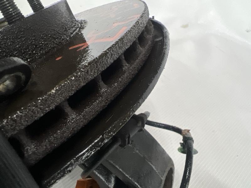 Ступица передняя правая HONDA STEPWGN RF2