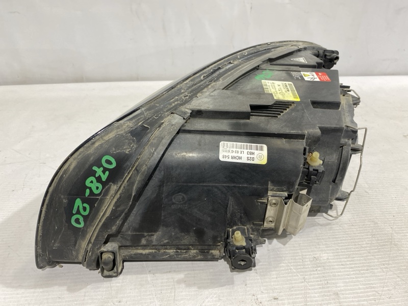 Фара правая C70 MC67 Фара правая C70 MC67