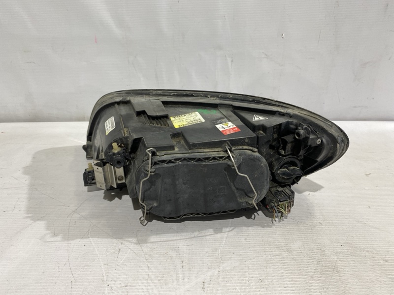 Фара правая C70 MC67 Фара правая C70 MC67