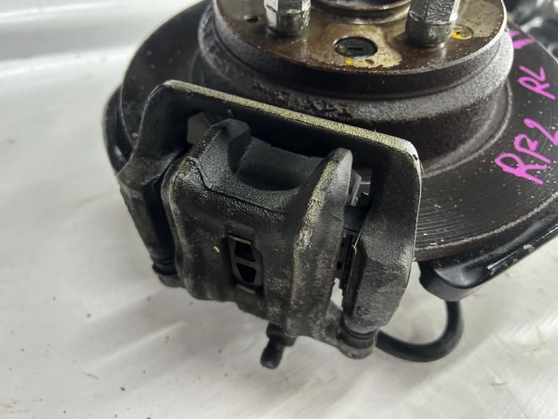 Ступица задняя левая HONDA STEPWGN RF2 B20B