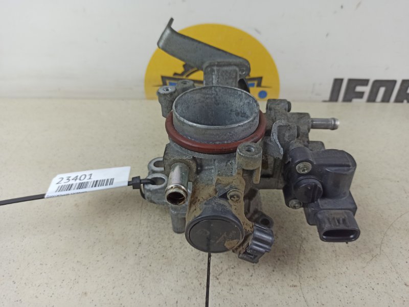 Запчасть дроссельная заслонка Daihatsu Terios 2006 1.5 3SZ-VE 22210-B1020 контрактная Дроссельная заслонка Daihatsu Terios 2006 1.5 3SZ-VE 22210-B1020 контрактная