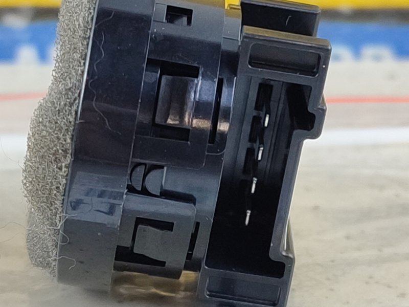 Динамик задний NX300 2019 Z10 2.5 2AR-FXE