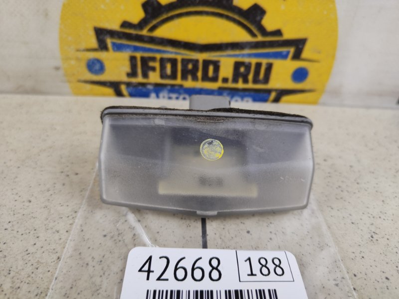 Плафон освещения номерного знака Lexus RX450h 2019 GYL25 3.5 2GR-FXE 81270-76010 контрактная
