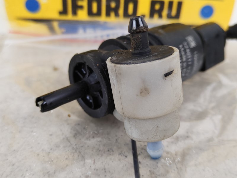 Моторчик бачка омывателя Opel Insignia G09