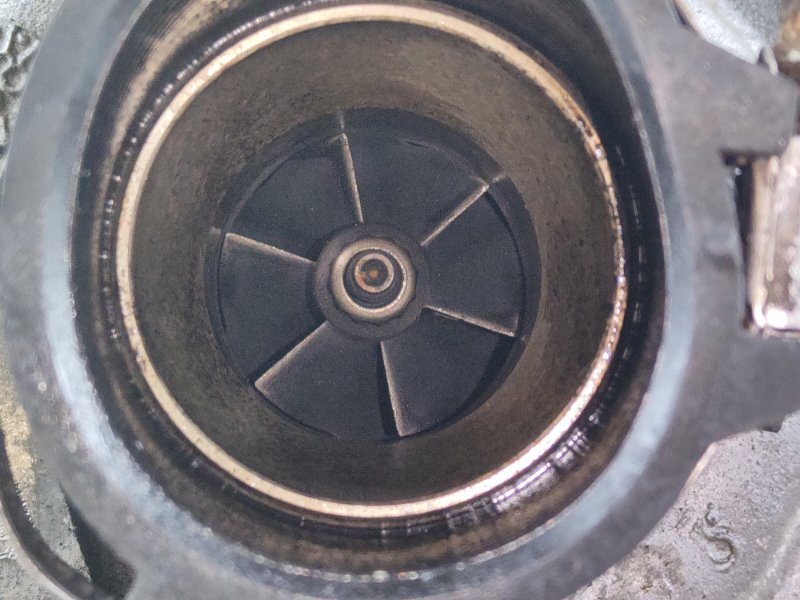 Турбина правая XF 2009 X250 2.7 D AJD