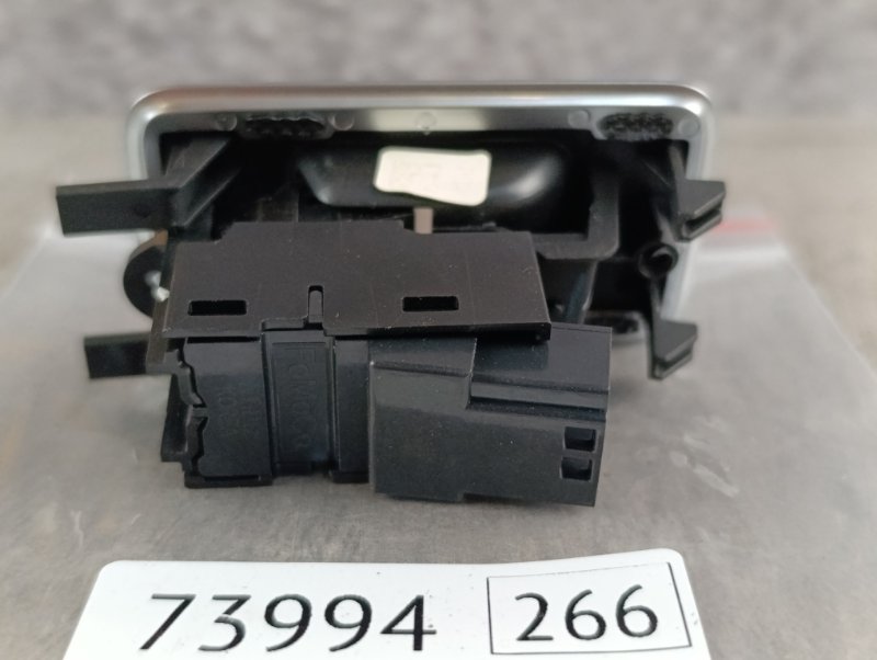 Кнопка стеклоподъемника Land Rover Range Rover 4 L405 4.4 TD 448DT
