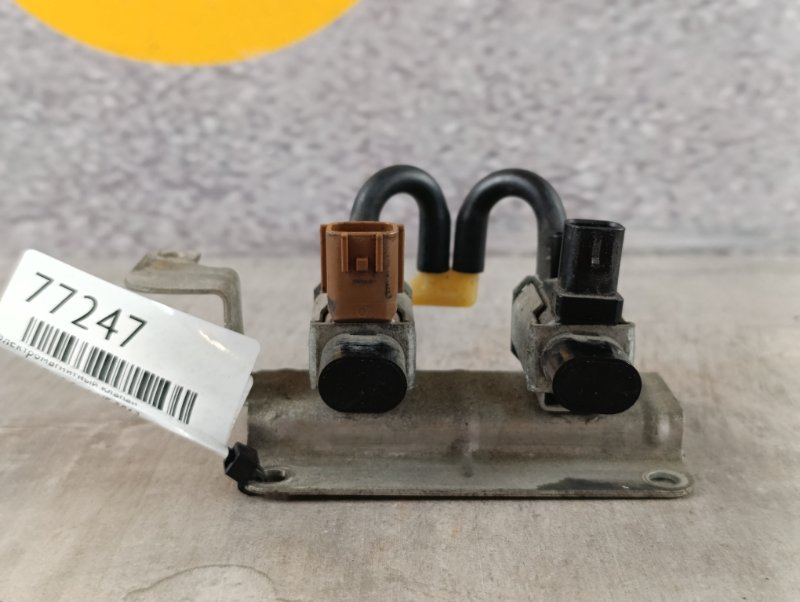 Электромагнитный клапан Mazda 5 CW 2.5 L5-VE