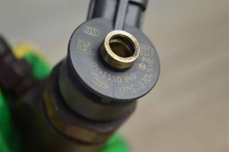 Форсунка дизель C4 (2) 2011 Хетчбэк B7 1.6 9HP(DV6DTED)