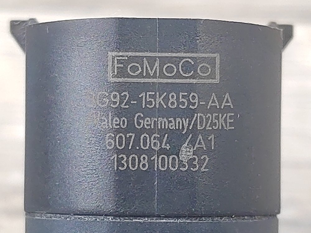 Датчик парктроника Freelander 2 2010 2.2 224DT Датчик парктроника Freelander 2 2010 2.2 224DT