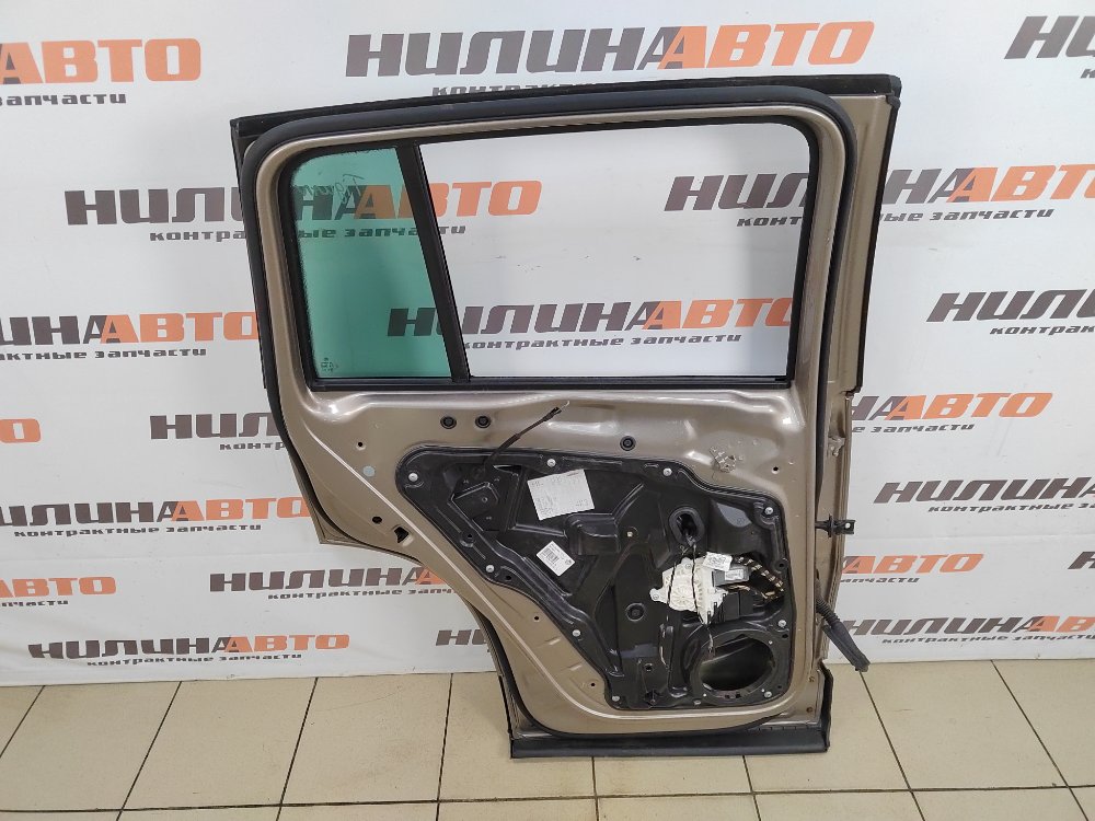 Дверь задняя левая Tiguan 1 2011 2.0 CCZD