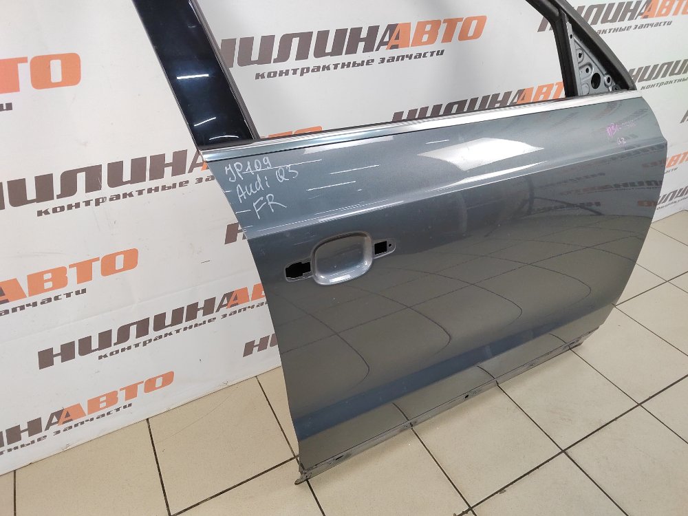 Дверь передняя правая Q3 2013 2.0 CPSA