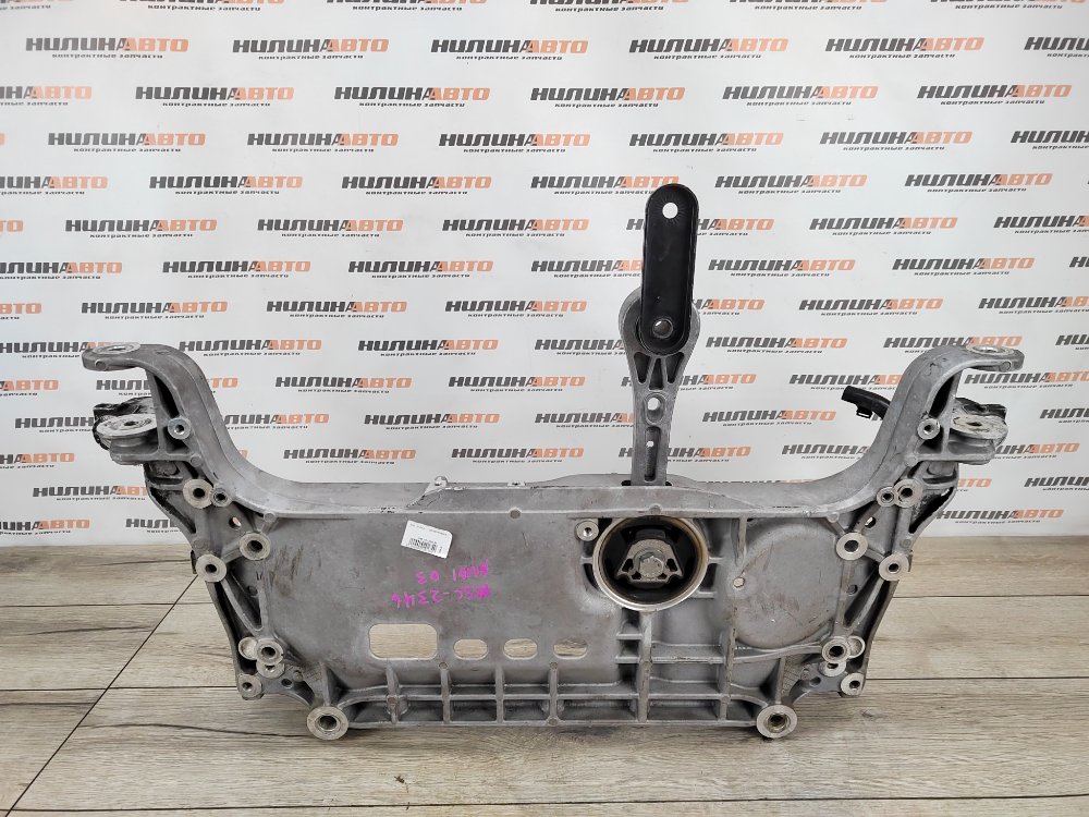 Подрамник передний Q3 2013 2.0 CPSA
