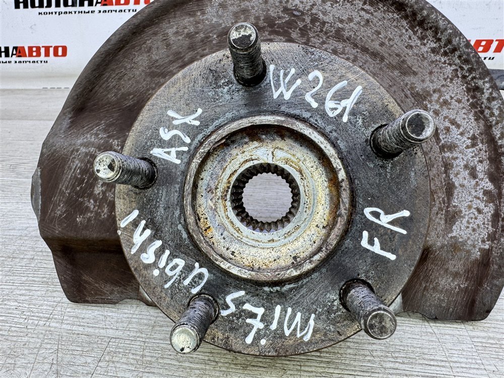 Кулак поворотный передний правый ASX 2011 GA1W 1.6 4A92