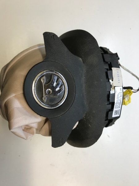 Подушка безопасности в рулевое колесо Skoda Rapid 1.6 2017