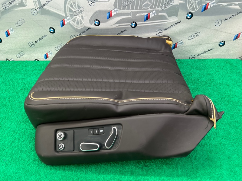 Блок кнопок регулировки сиденья Bentley Flying Spur 4W2 2016 задний левый