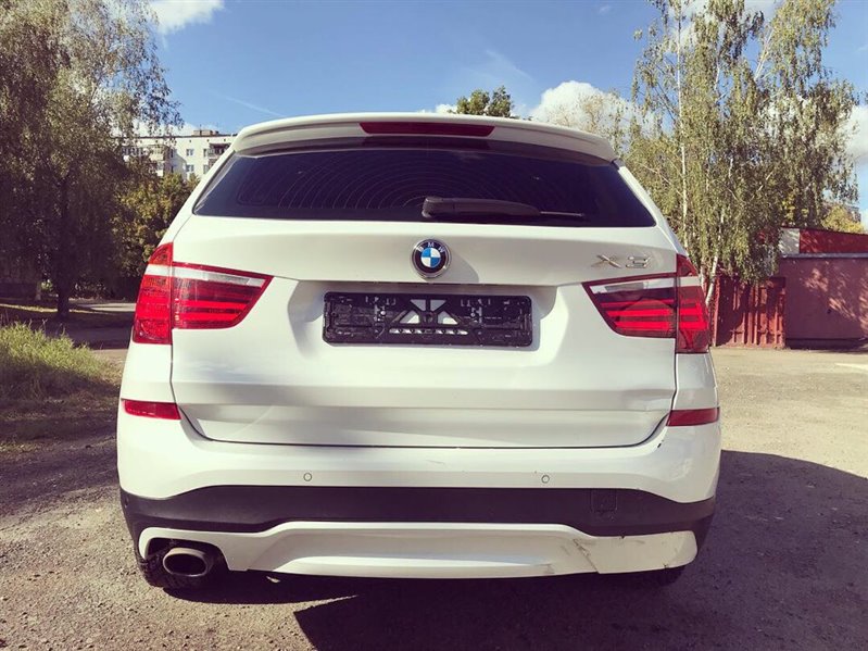 Автомобиль BMW X3 F25 2015 года в разбор