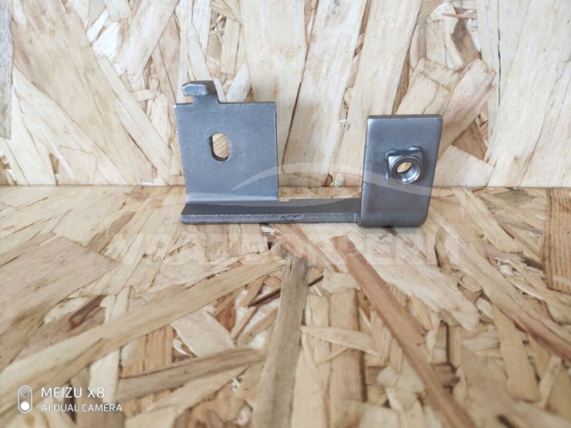 Кронштейн гидроусилителя Renault Duster 2012-2020 497306991R новая