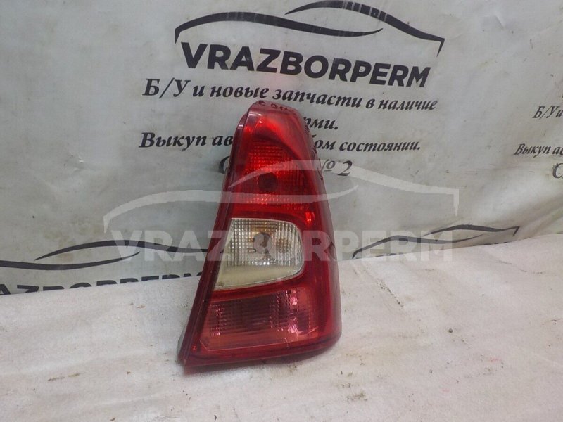 Фонарь задний правый Renault Logan 1