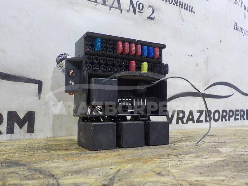 Блок предохранителей Suzuki Wagon R+ Блок предохранителей Suzuki Wagon R+