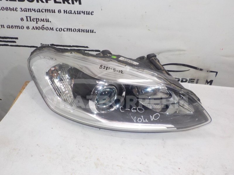 Фара передняя правая Volvo XC60 2008-2017 31358106 Б/У