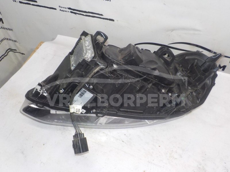 Фара передняя правая XC60 2008-2017