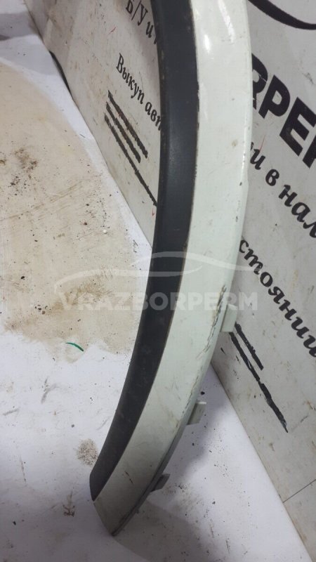 Накладка крыла (расширитель) передняя правая Volvo XC90