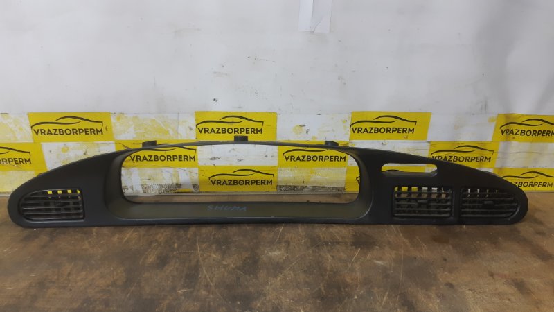 Накладка на торпедо KIA SEPHIA 1996 048066 0K24055420 Б/У