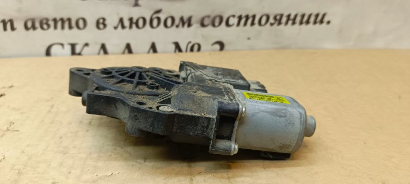 Моторчик стеклоподъемника передний правый Ceed