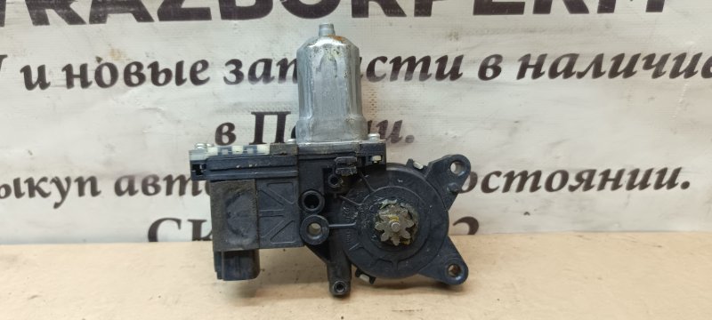Моторчик стеклоподъемника передний левый Cerato