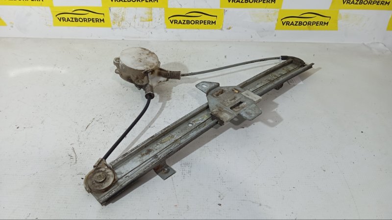 Стеклоподъемник механ. задний правый Wagon R+ 1998-2000